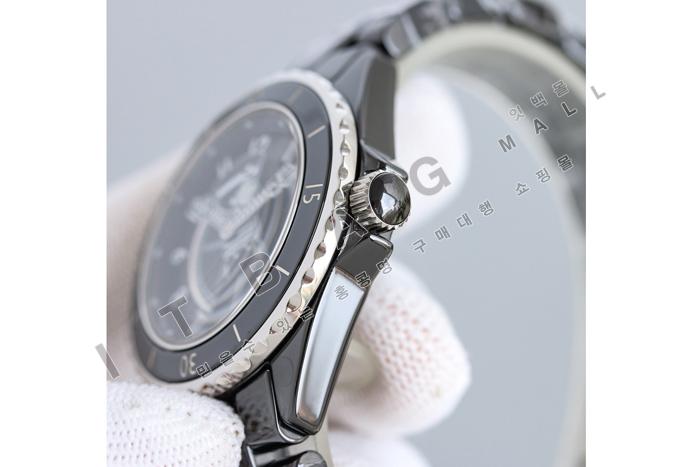   J12  ƽ  HT60159  