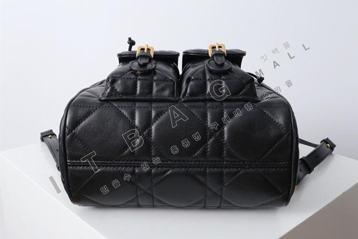  Caro ̵   DR9158    24/Ż