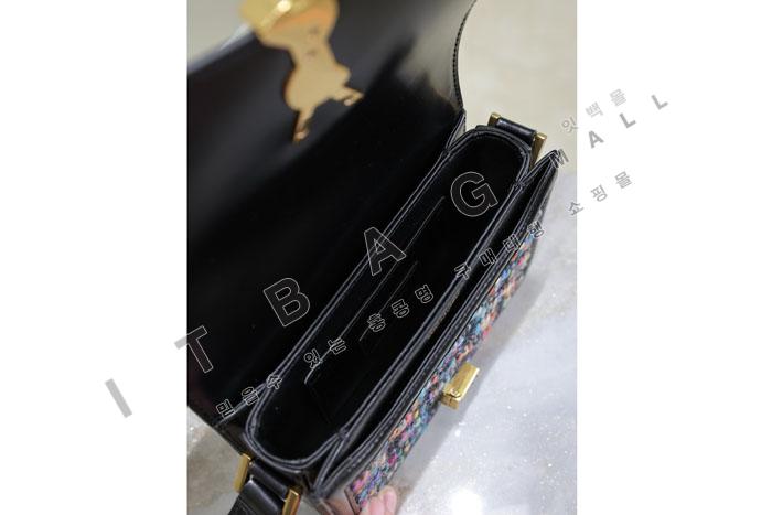 Իζ 丮    634306-8