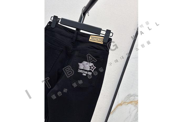     û   MJ3280