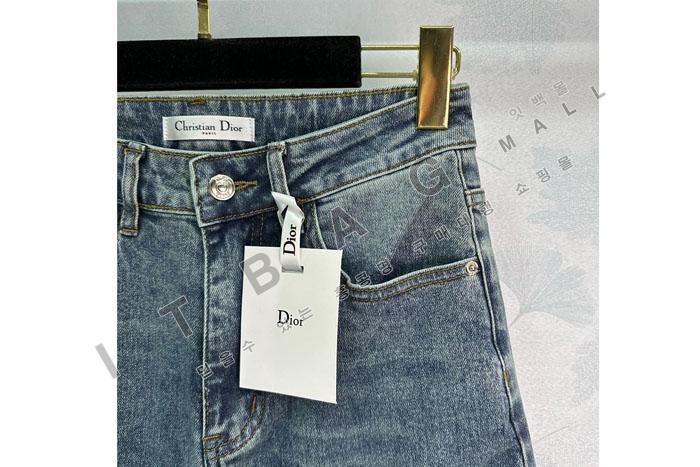   û  MJ3286