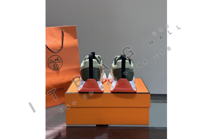 ޽   Ŀ  MYB5285-1