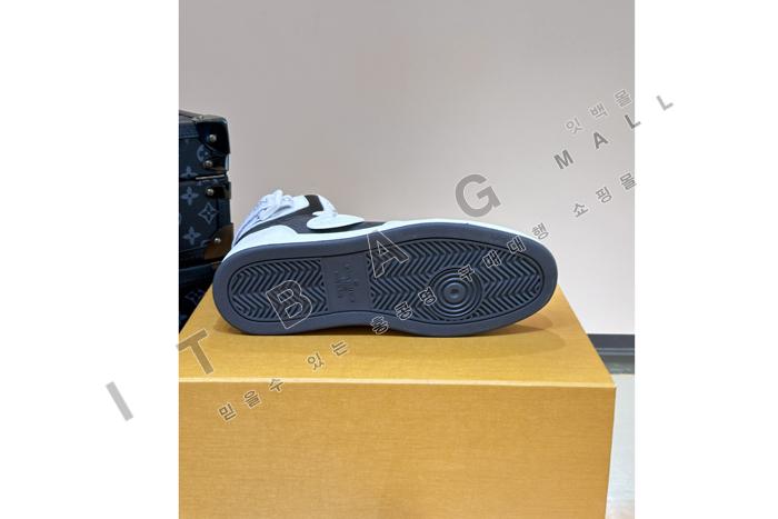 ̺  ž   MYB5288