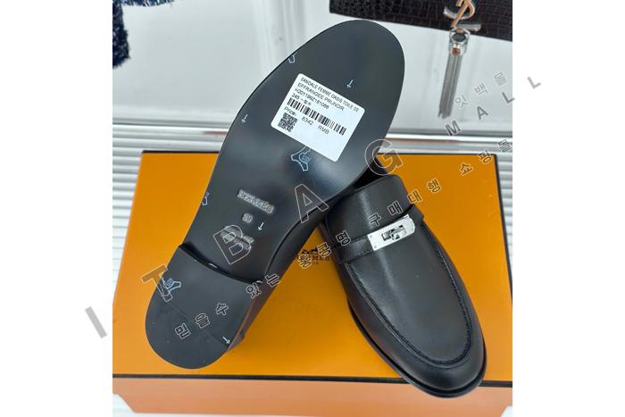 ޽    YF6817-1