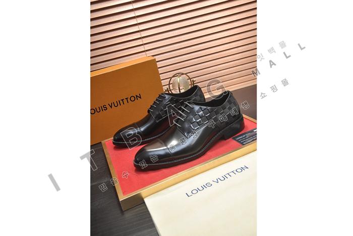 ̺     MYB5816