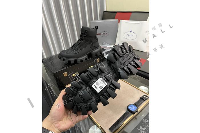      MYB5820