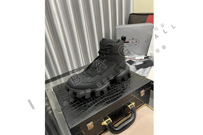      MYB5820