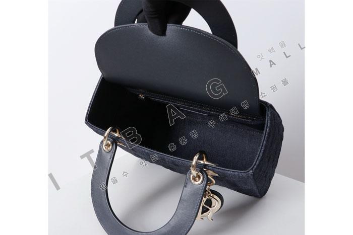 ̵ ̵  DR9123-1
