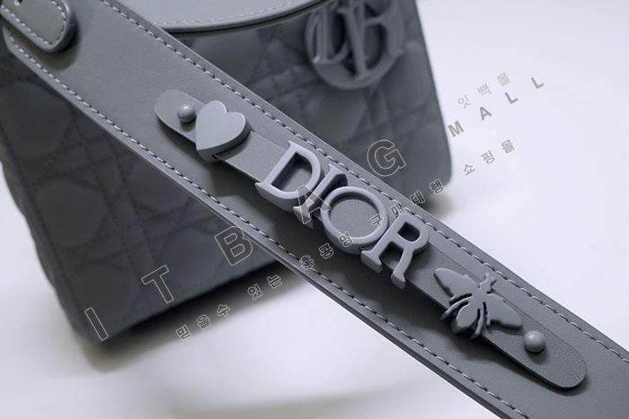   My ABCD  ̵   DR9133-1  