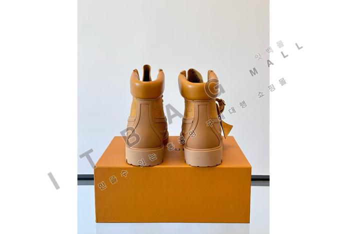 ̺    SP9180-3