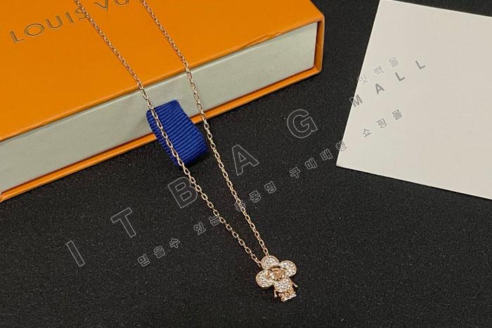 ̺    SY4915