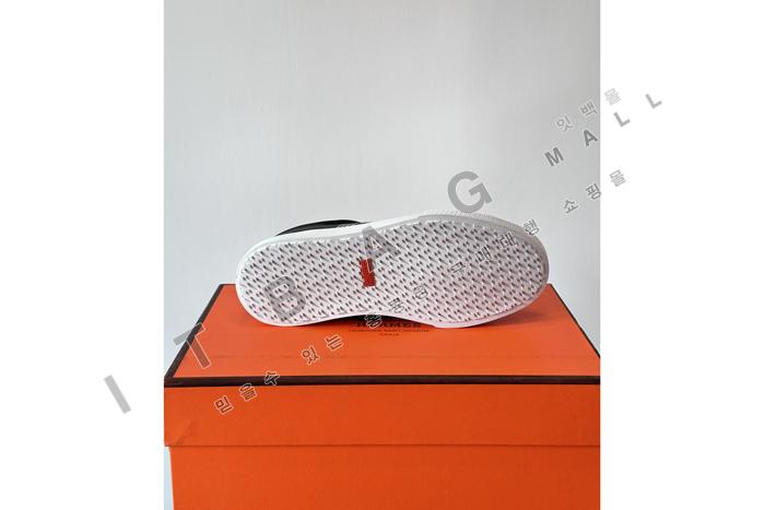 ޽   Ŀ  YF4911 