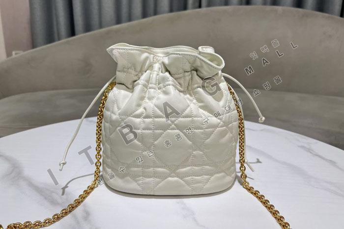  30 Montaigne ο콺Ʈ  Ŷ  DR9140-2   24/Ż