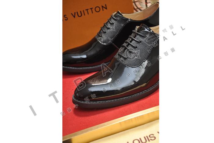̺    YF2462-1