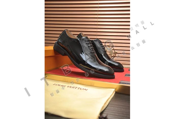 ̺    YF2462-1