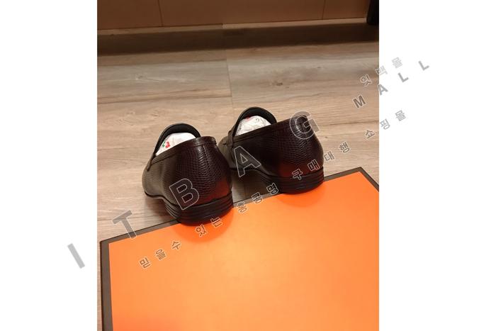 ̺    MYB5447