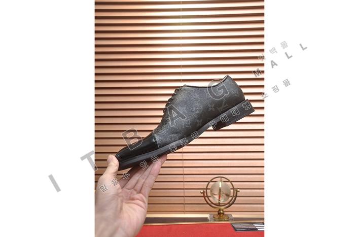 ̺    YF5448-1