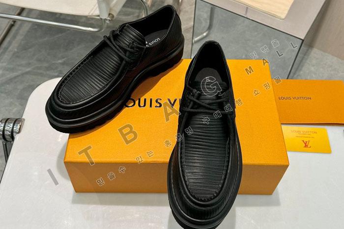 ̺      SH9661-2   