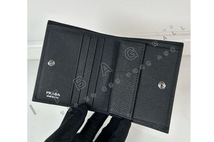  Ƽ÷   1M0204-2
