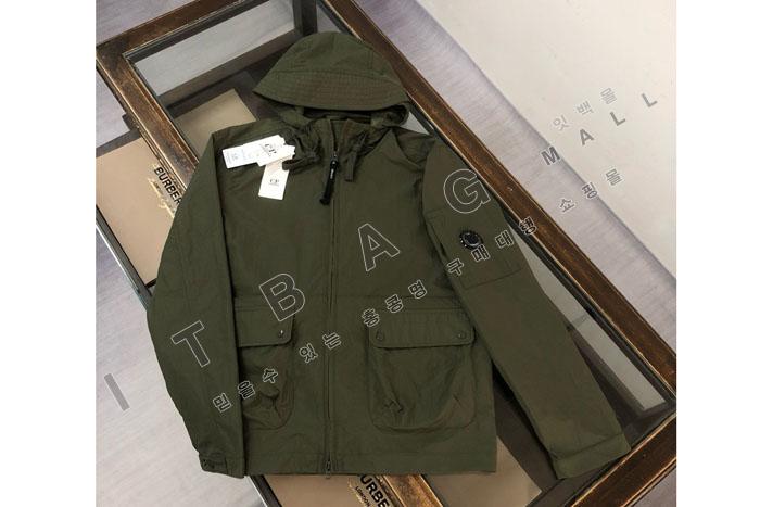 ڿ      DB8915