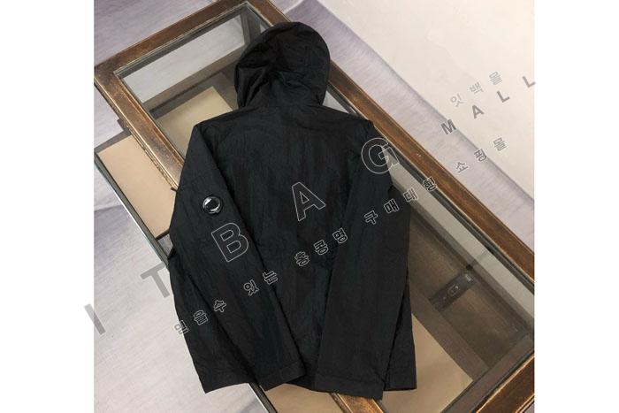 ڿ     DB8915-1