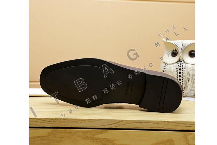 ䷹     MYB6065