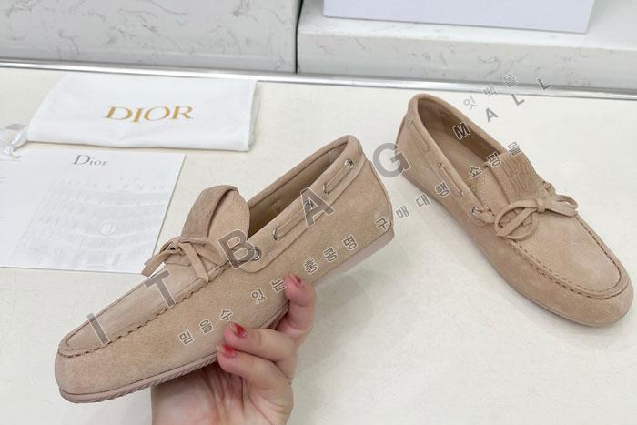  Miss Dior Street   SH5516    25/Ż    4÷ 