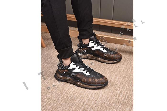 ̺ MYB6360