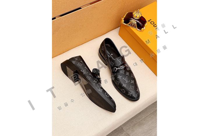 ̺     MYB1384