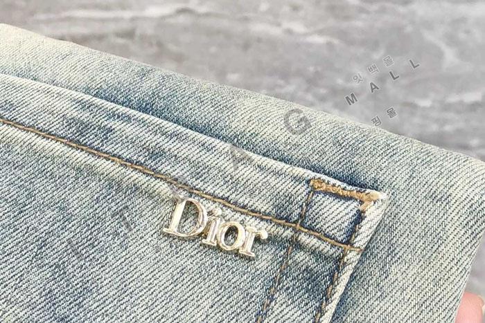   û  TD80587    25/Ż 