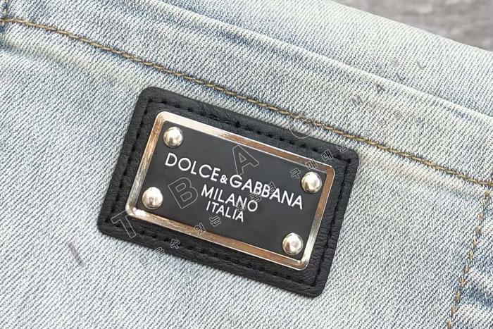 üذٳ   û  TD80589    25/Ż 