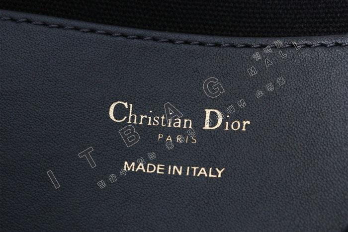  Signature ̵ Ŷ  DR91625    25/Ż