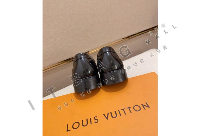 ̺     YF5163