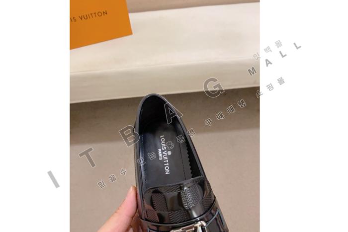 ̺     YF5163