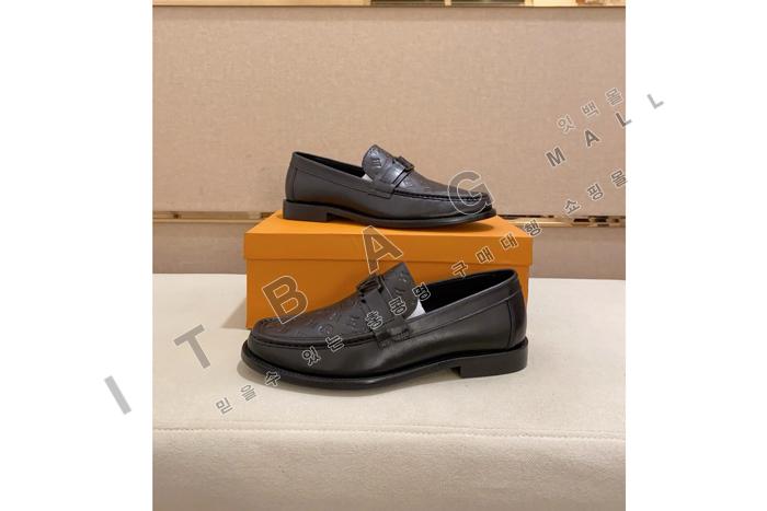̺    YF5164