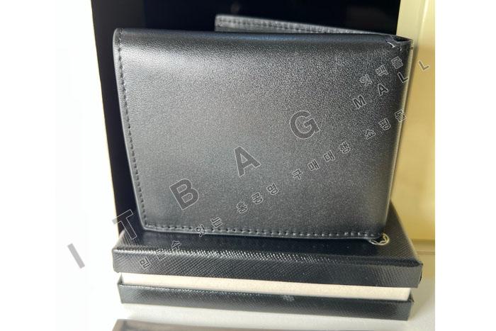  Ʈ Ʈ 4cc    MB198145    25/Ż