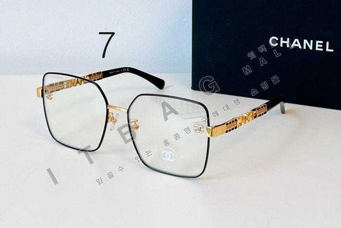  ۶   BS6618 8÷)