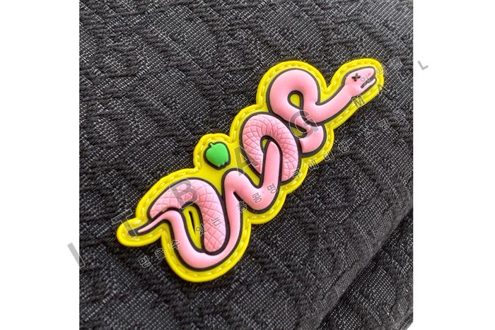  Rider 2.0 DIOR AND KAWS     DR91629    25/Ż