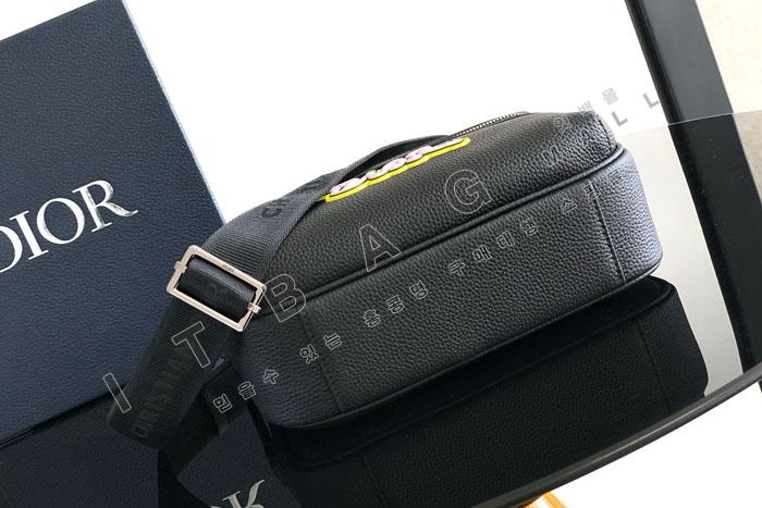  Rider 2.0 DIOR AND KAWS   ޽    DR91631    25/Ż