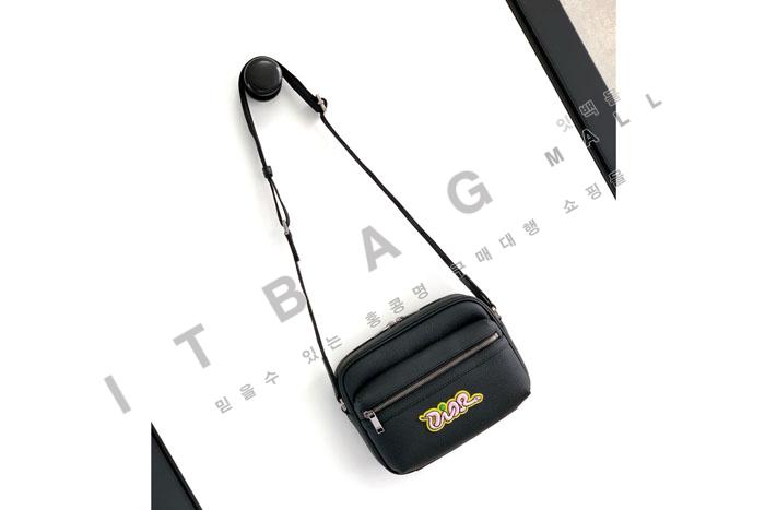  Rider 2.0 DIOR AND KAWS   ޽    DR91631    25/Ż