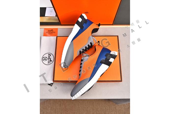 ޽ MYB1902